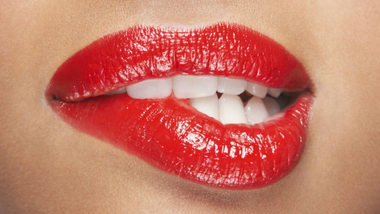 Jak powiększyć usta za pomocą makijażu