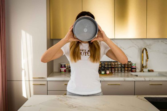 KUCHNIA KWB FOOD #16 BEZGLUTENOWA TARTA WIŚNIOWO-KOKOSOWA