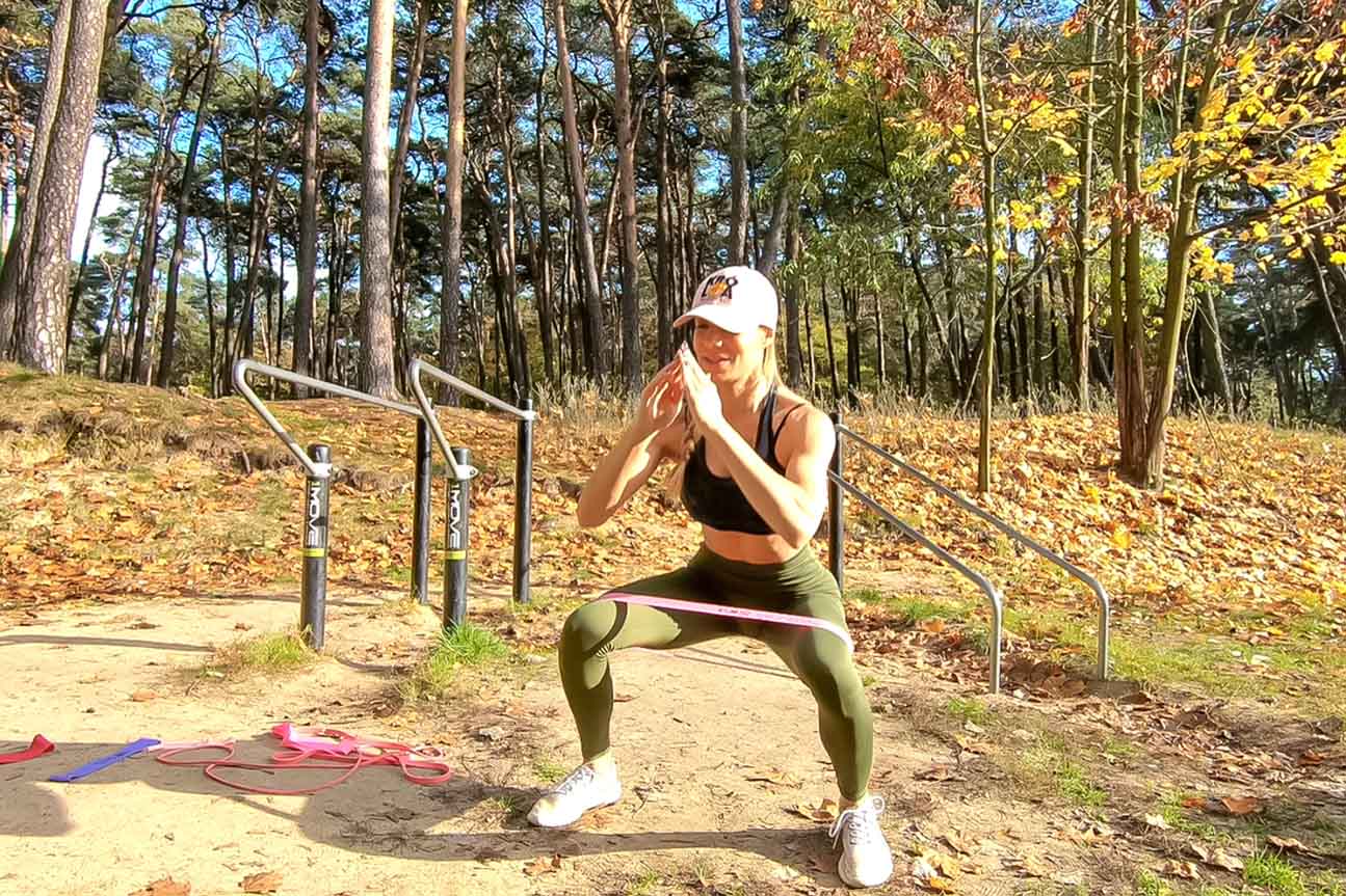 TRENING Z GUMAMI KWB #73 CARDIO 25 MINUTE WORKOUT