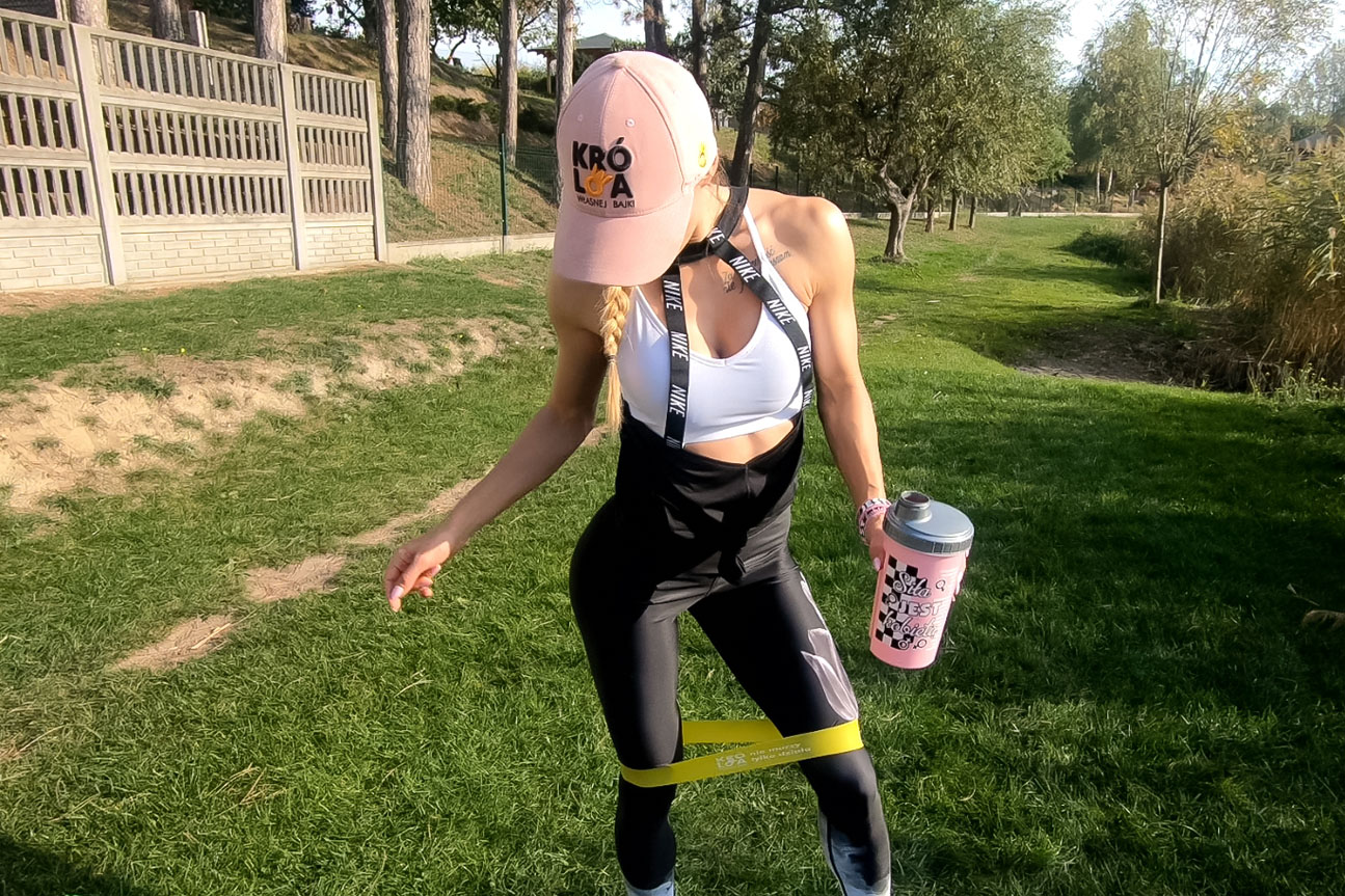 TRENING Z GUMAMI KWB #206 BOOTY ABS BANDS