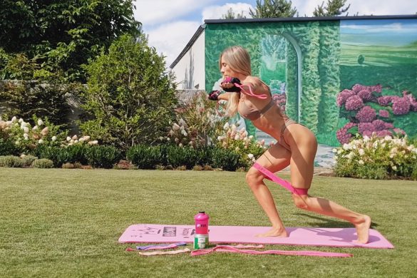 TOP 5 ĆWICZEŃ Z GUMAMI – TRENING Z GUMAMI KWB #273