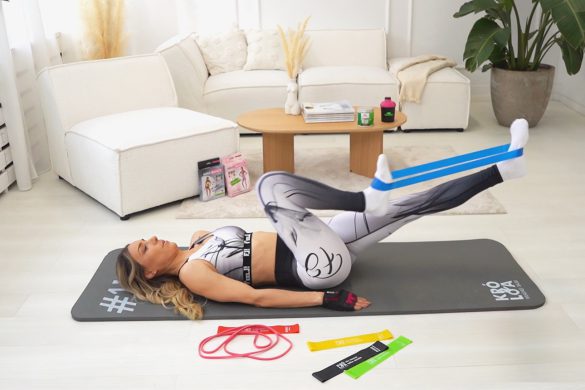 TRENING BRZUCHA SKUTECZNE ĆWICZENIA – TRENING Z GUMAMI KWB #275