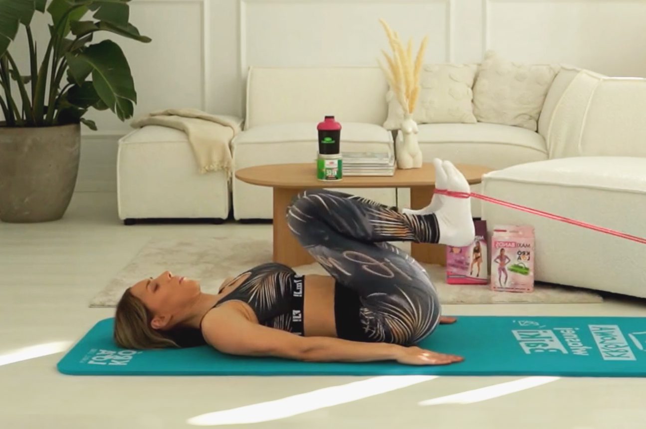TRENING DÓŁ BRZUCHA W 17 MINUT – TRENING Z GUMAMI KWB #284